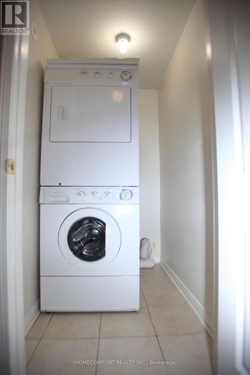 94 - 435 Hensall Circle, Mississauga, Ontario  L5A 4P1 - Photo 20 - W12570082