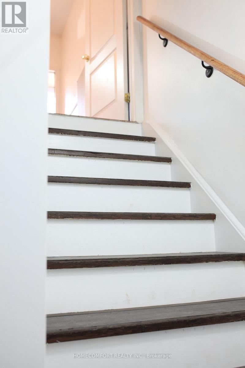 94 - 435 Hensall Circle, Mississauga, Ontario  L5A 4P1 - Photo 32 - W12570082