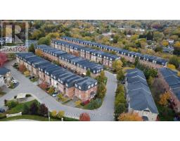 94 - 435 HENSALL CIRCLE