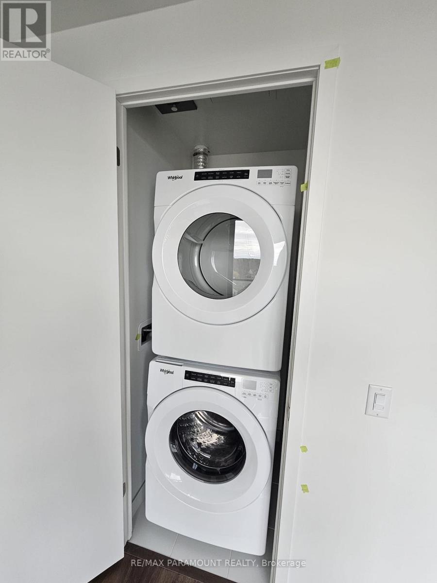 718 - 251 Masonry Way, Mississauga, Ontario  L5H 0B3 - Photo 9 - W12570086