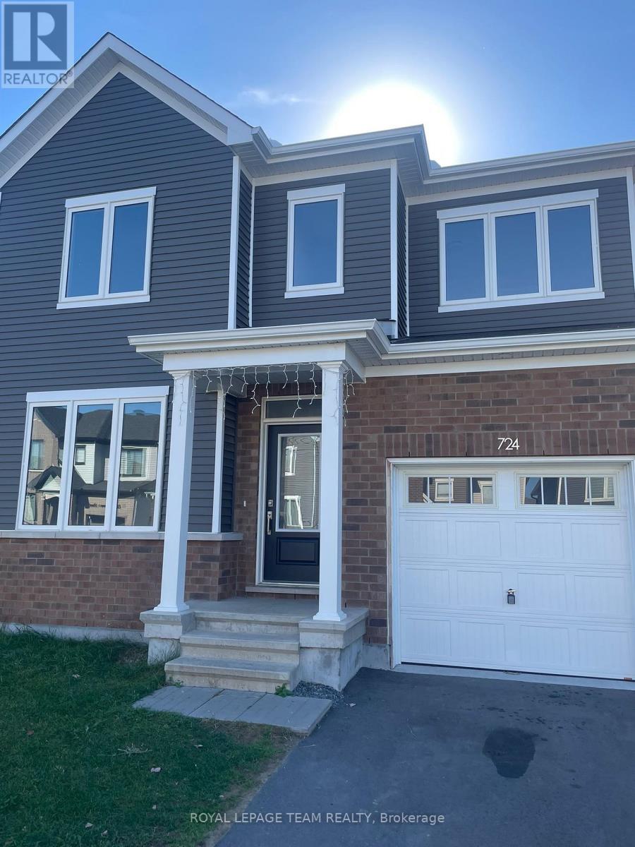 724 EMINENCE STREET, Ottawa, Ontario