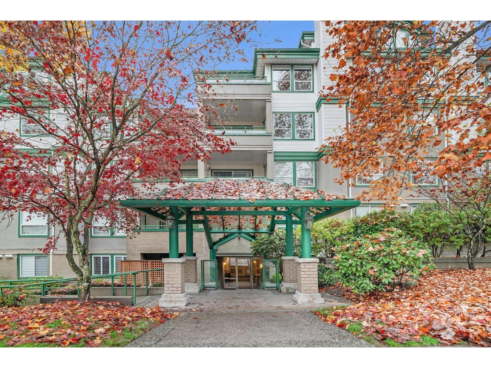 213 1575 Best Street, White Rock, British Columbia  V4B 5K1 - Photo 2 - R3069043