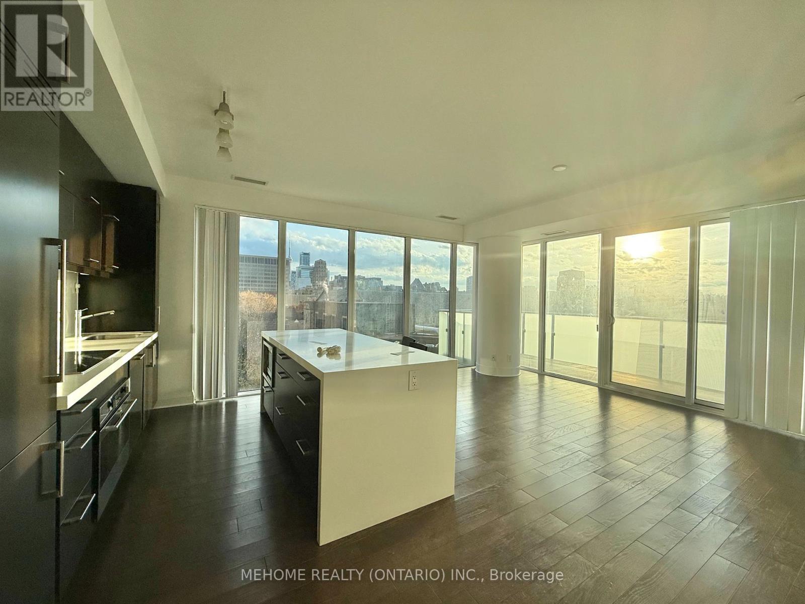 404 - 65 St Mary Street, Toronto, Ontario  M5S 0A6 - Photo 3 - C12570100