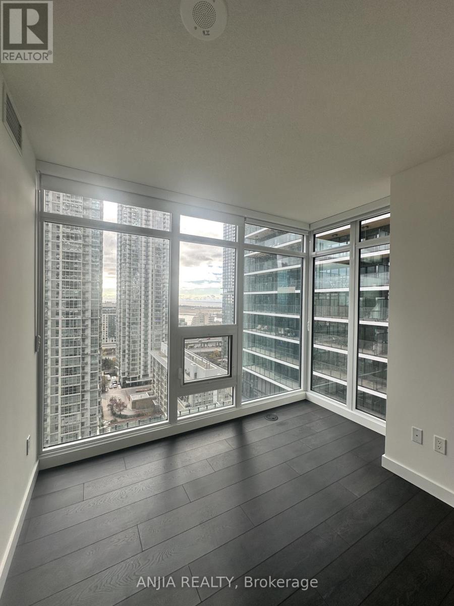 1910 - 1 Concord Cityplace Way, Toronto, Ontario  M5V 0X4 - Photo 6 - C12570110