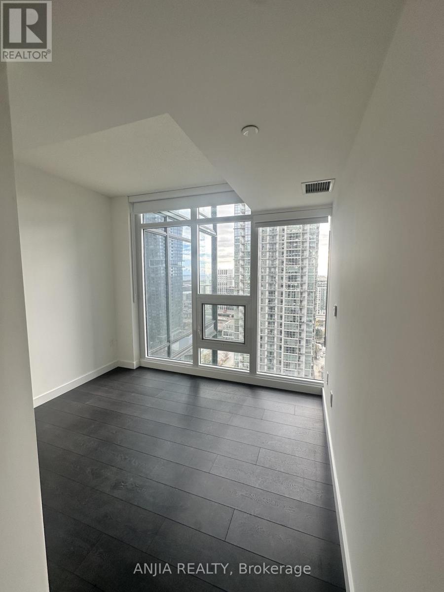 1910 - 1 Concord Cityplace Way, Toronto, Ontario  M5V 0X4 - Photo 9 - C12570110