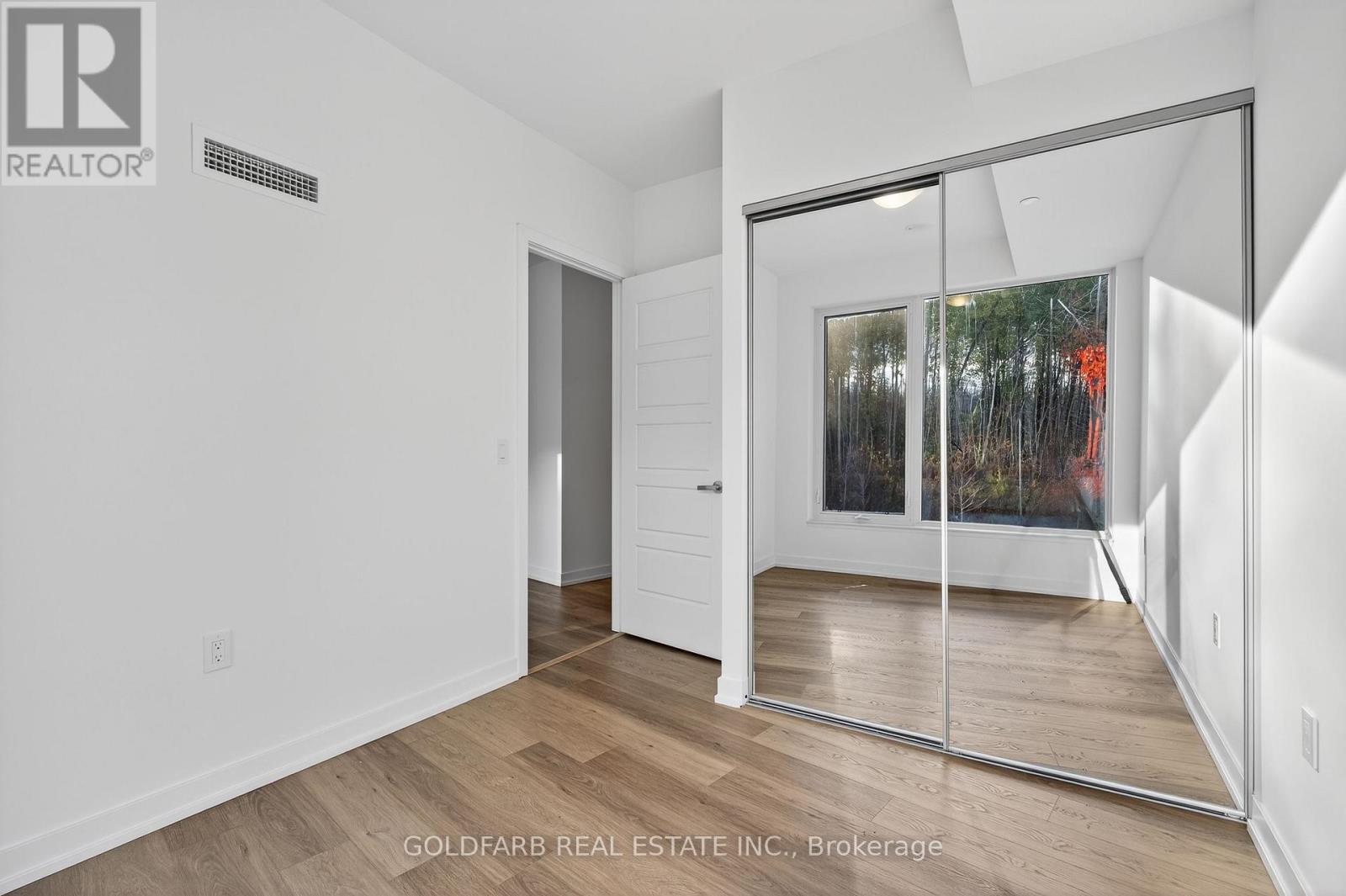 201 - 333 Sunseeker Avenue, Innisfil, Ontario  L9S 0R6 - Photo 15 - N12548808