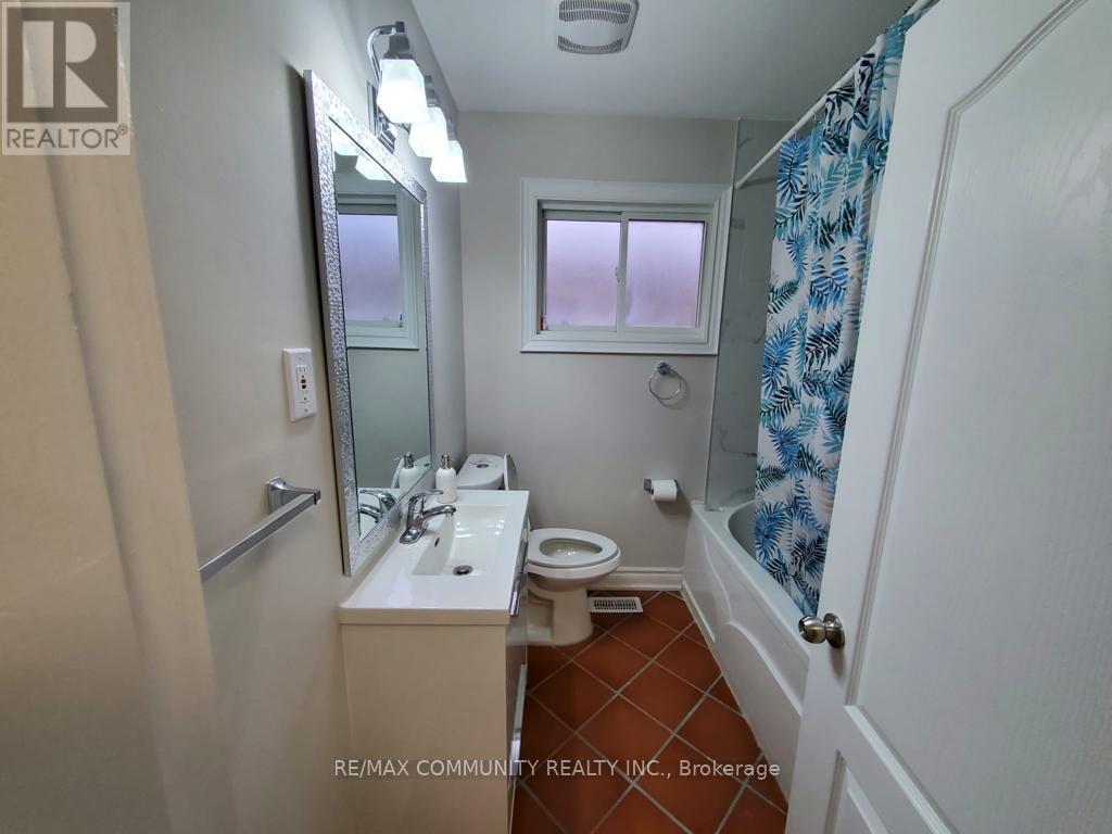 11 Northfield Road, Toronto, Ontario  M1G 2H3 - Photo 7 - E12570098