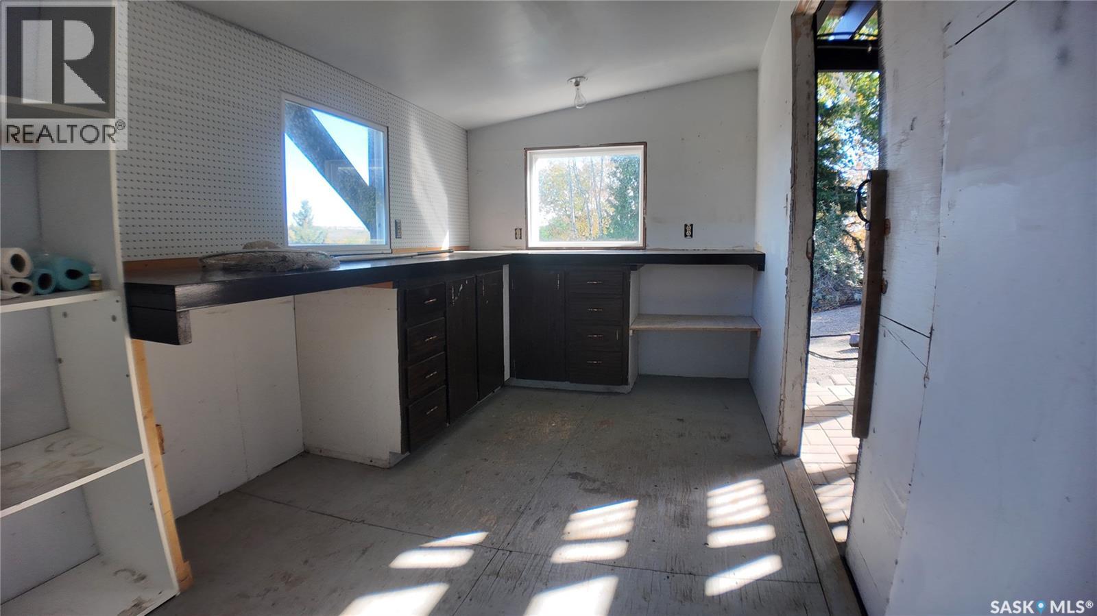 6 1st Avenue E, Battleford, Saskatchewan  S0M 0E0 - Photo 40 - SK019268