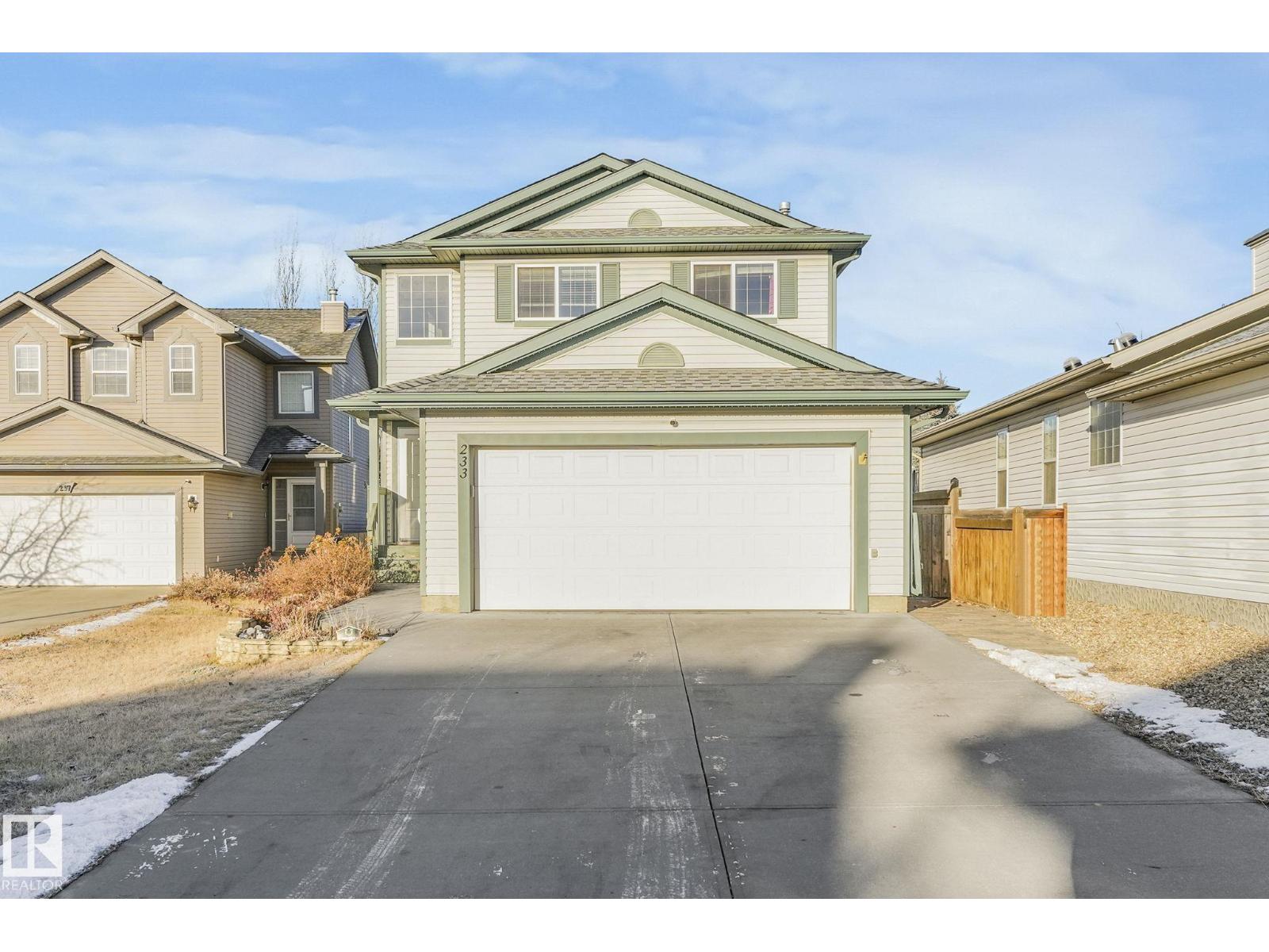 233 Westwood Ln, Fort Saskatchewan, Alberta  T8L 4N6 - Photo 5 - E4466432