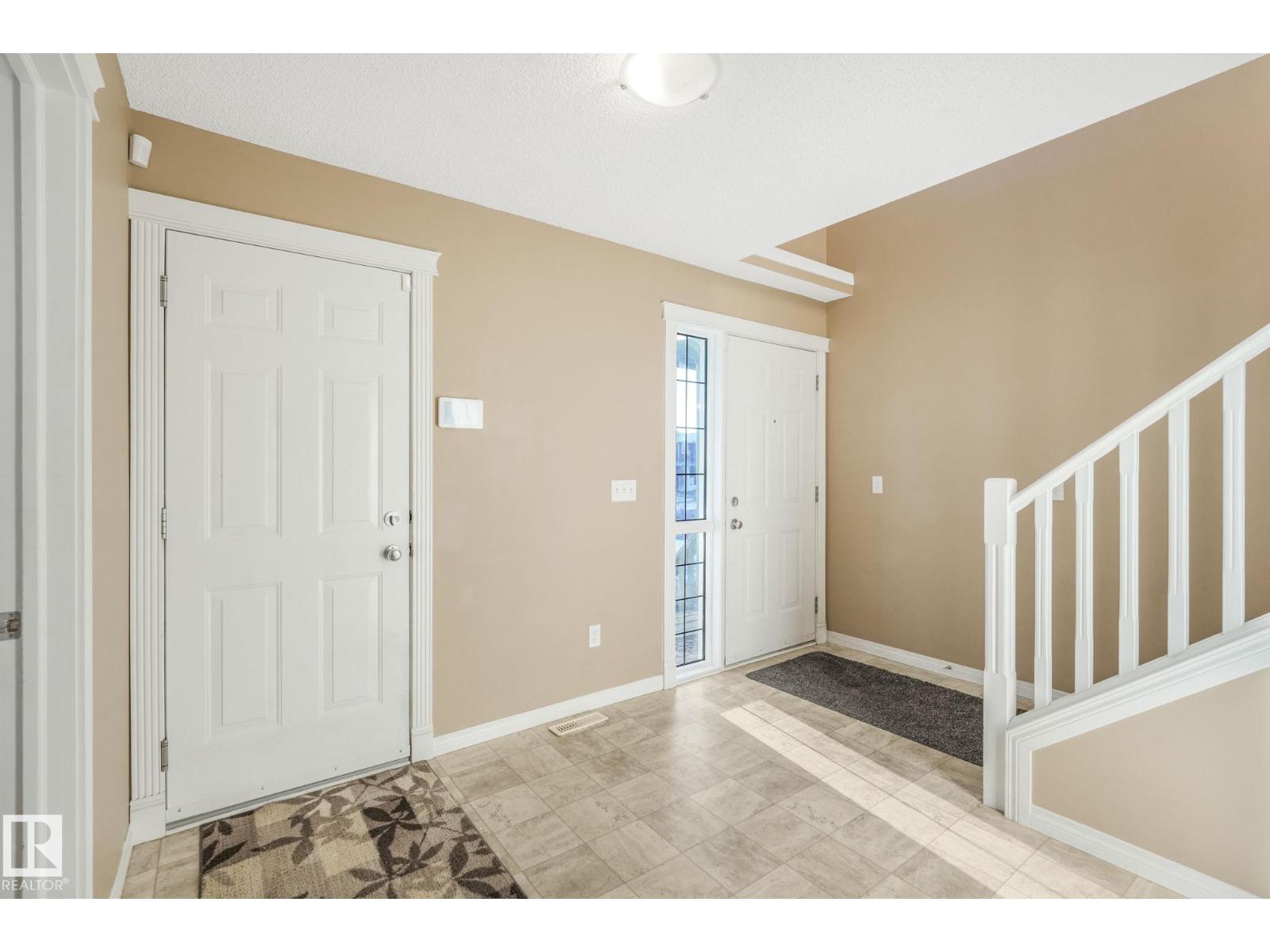 233 Westwood Ln, Fort Saskatchewan, Alberta  T8L 4N6 - Photo 7 - E4466432