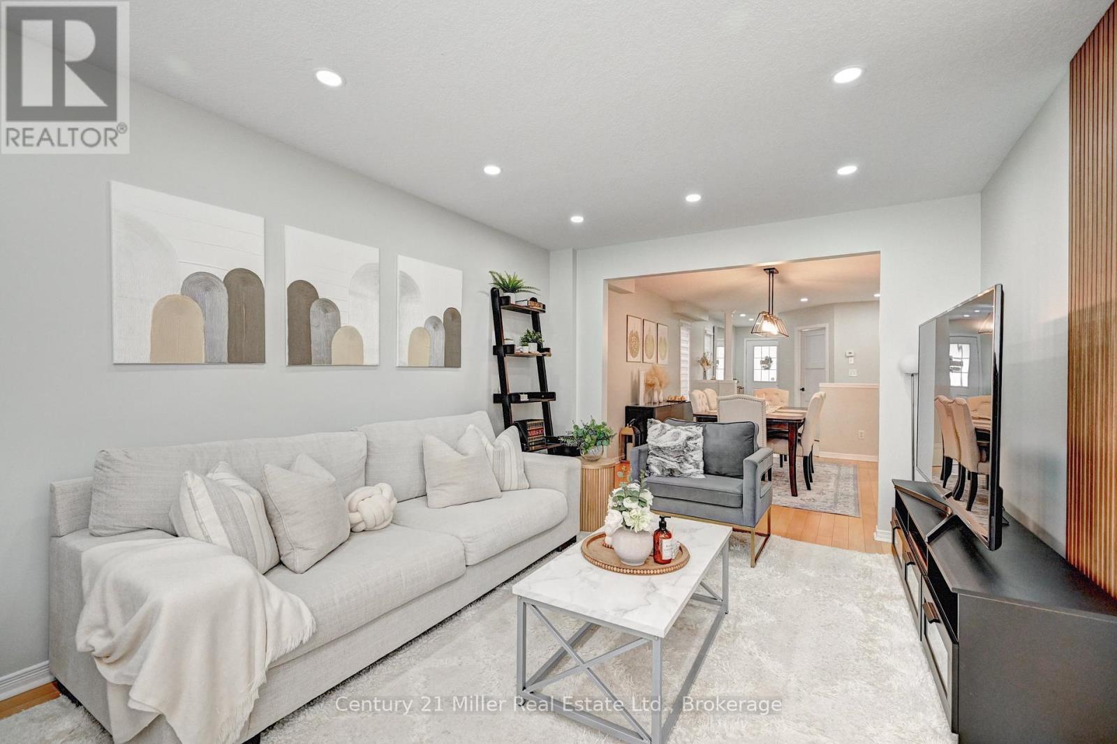 14 Bridlewreath Street, Kitchener, Ontario  N2E 3V5 - Photo 7 - X12570142