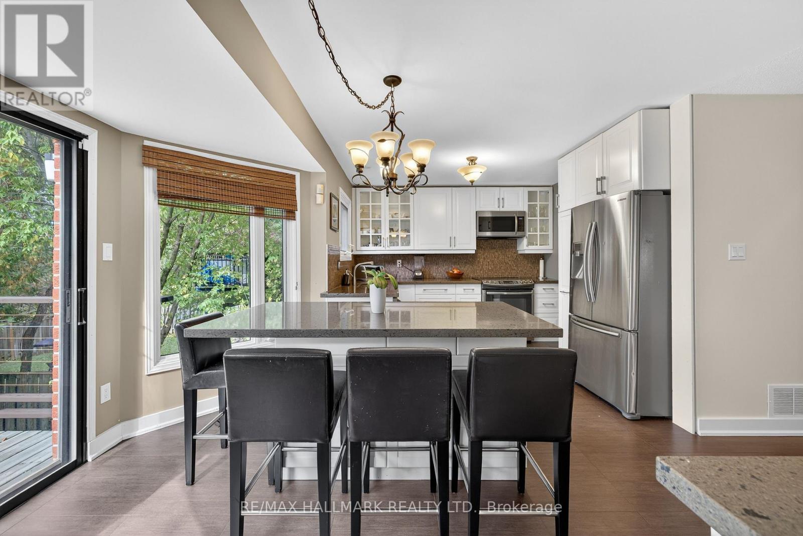 26 Stacey Crescent, Markham, Ontario  L3T 6Z4 - Photo 9 - N12460445