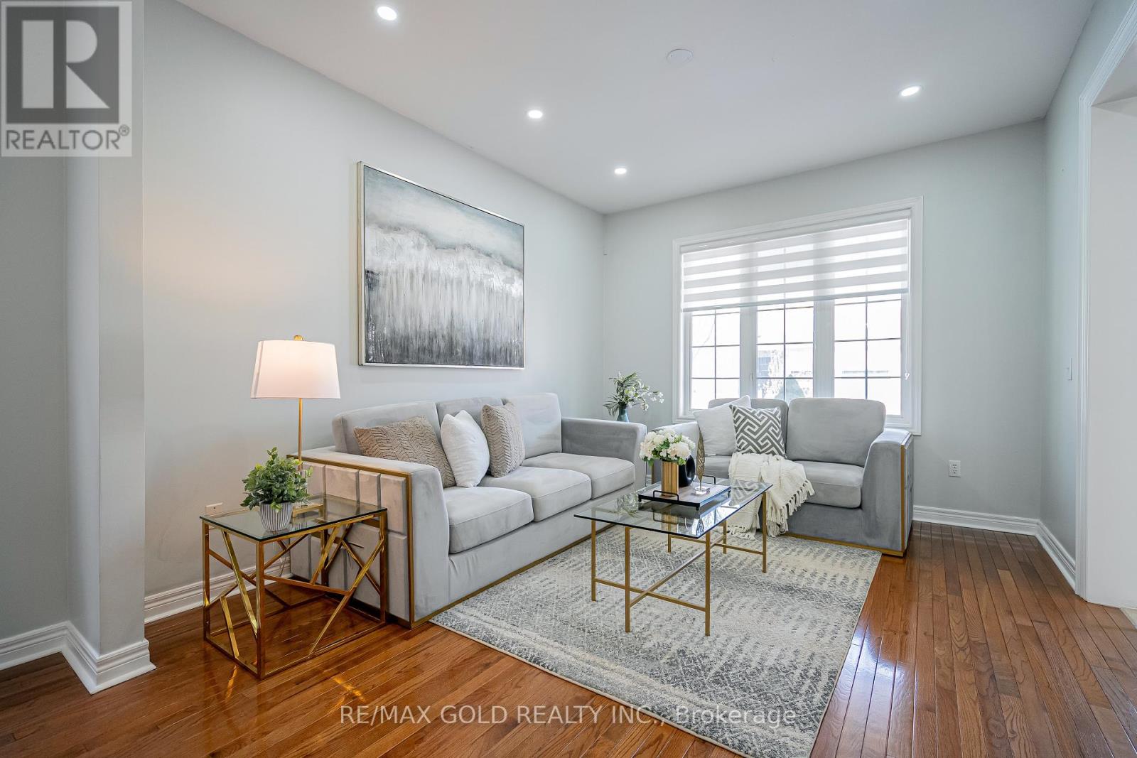 19 Rushbrook Drive, Brampton, Ontario  L6P 1E4 - Photo 6 - W12568562