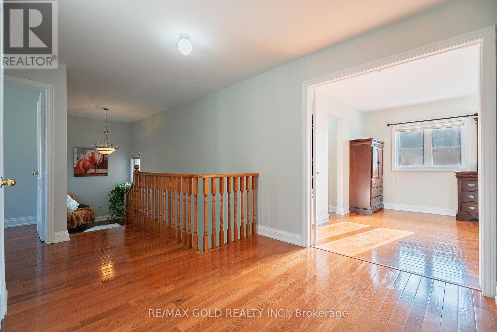 19 Rushbrook Drive, Brampton, Ontario  L6P 1E4 - Photo 16 - W12568562