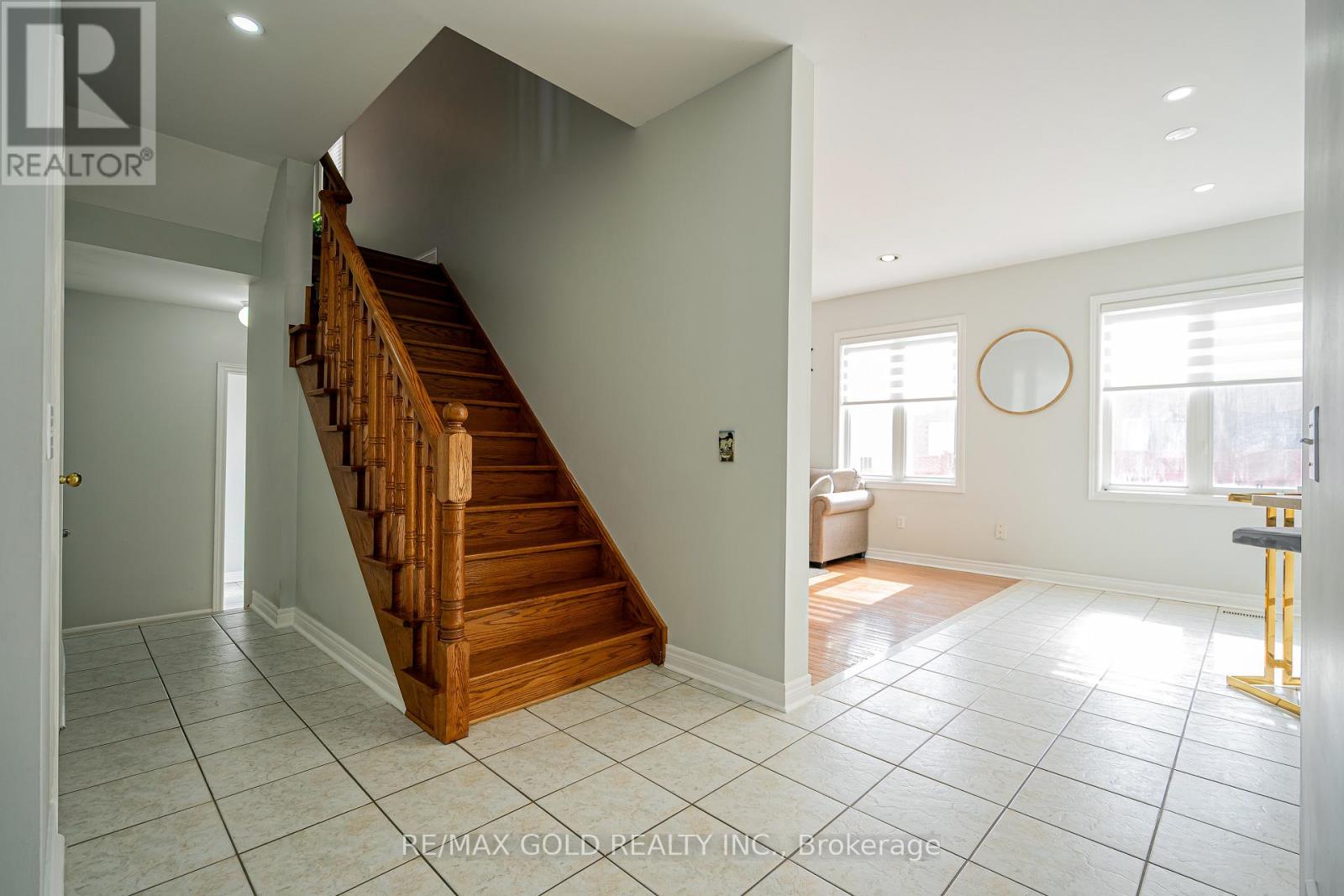 19 Rushbrook Drive, Brampton, Ontario  L6P 1E4 - Photo 14 - W12568562