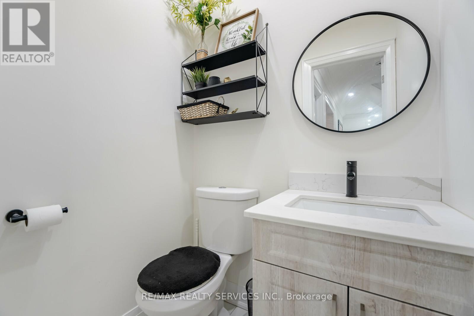 277 Centre Street N, Brampton, Ontario  L6V 2R3 - Photo 16 - W12569644