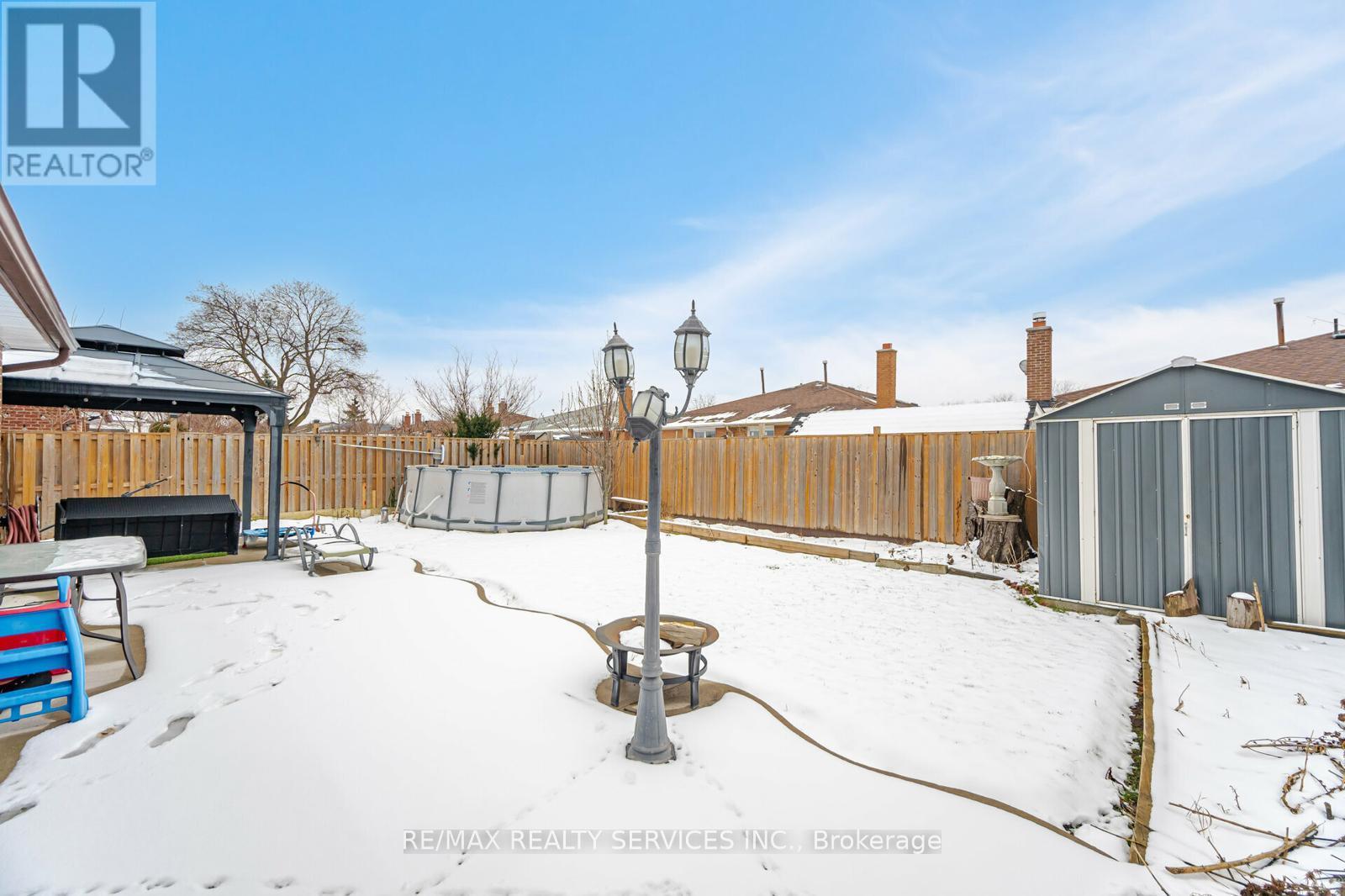 277 Centre Street N, Brampton, Ontario  L6V 2R3 - Photo 30 - W12569644