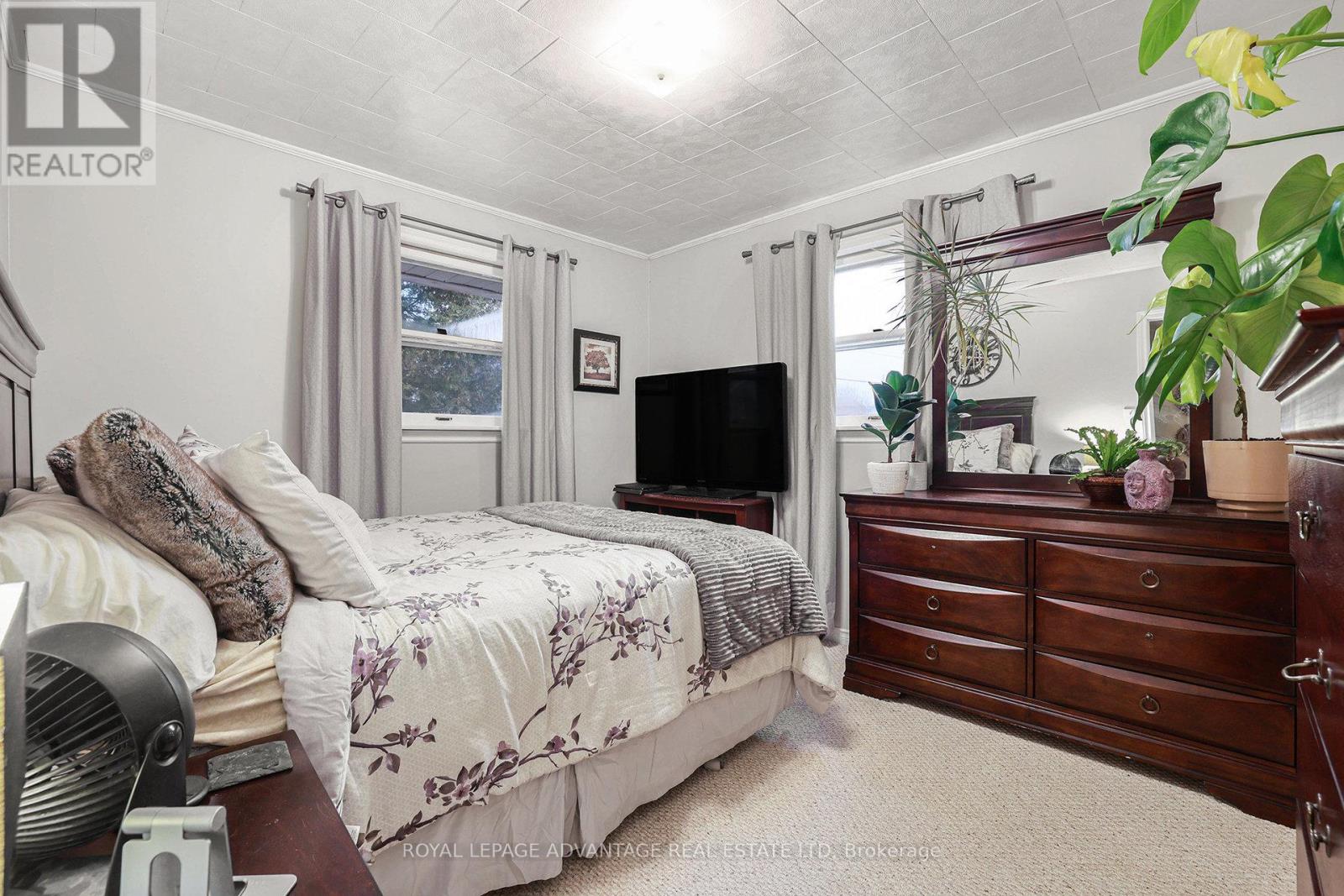 123 Queen Street, Smiths Falls, Ontario  K7A 3N7 - Photo 17 - X12568022