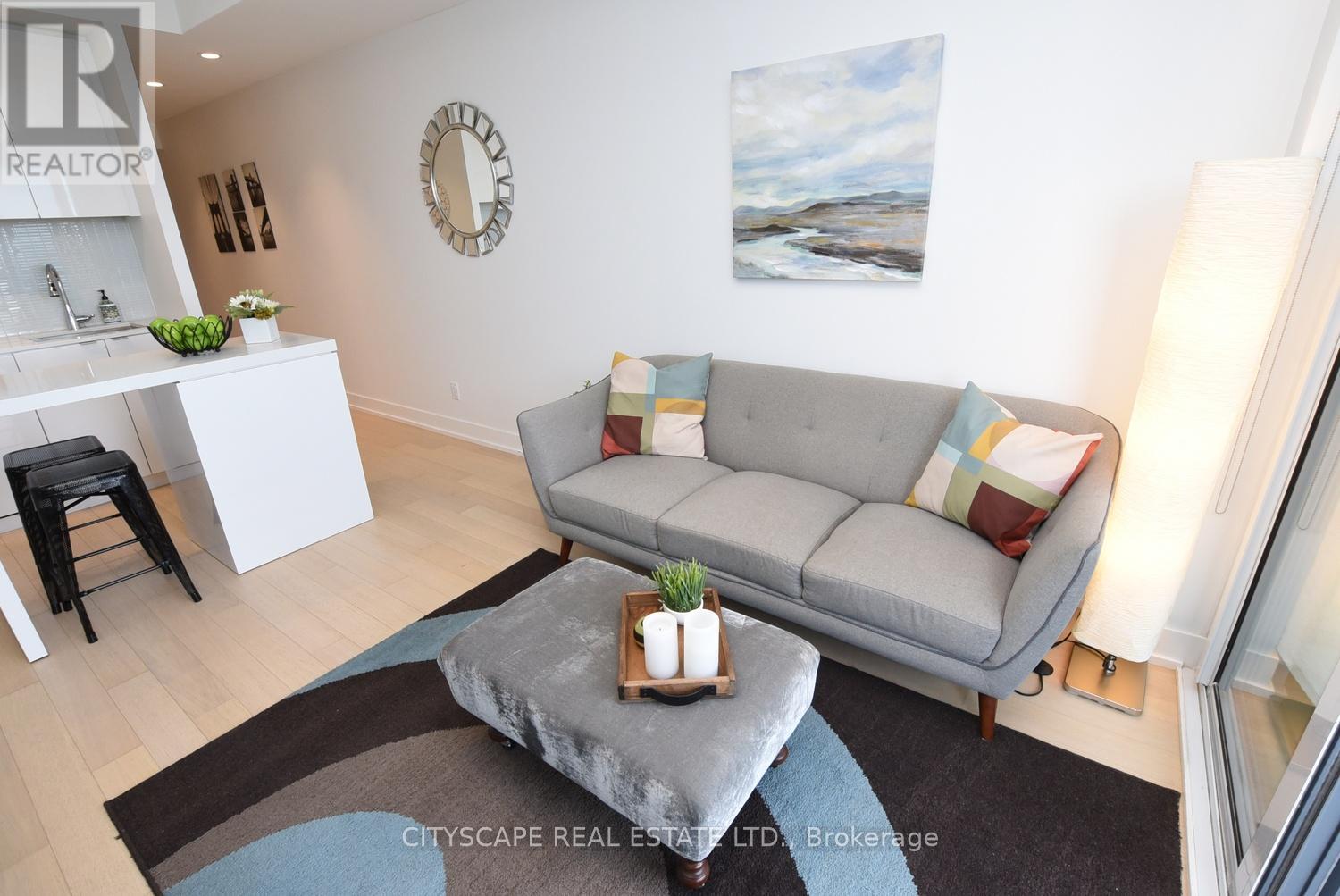 5712 - 7 Grenville Street, Toronto, Ontario  M4Y 0E9 - Photo 7 - C12549948