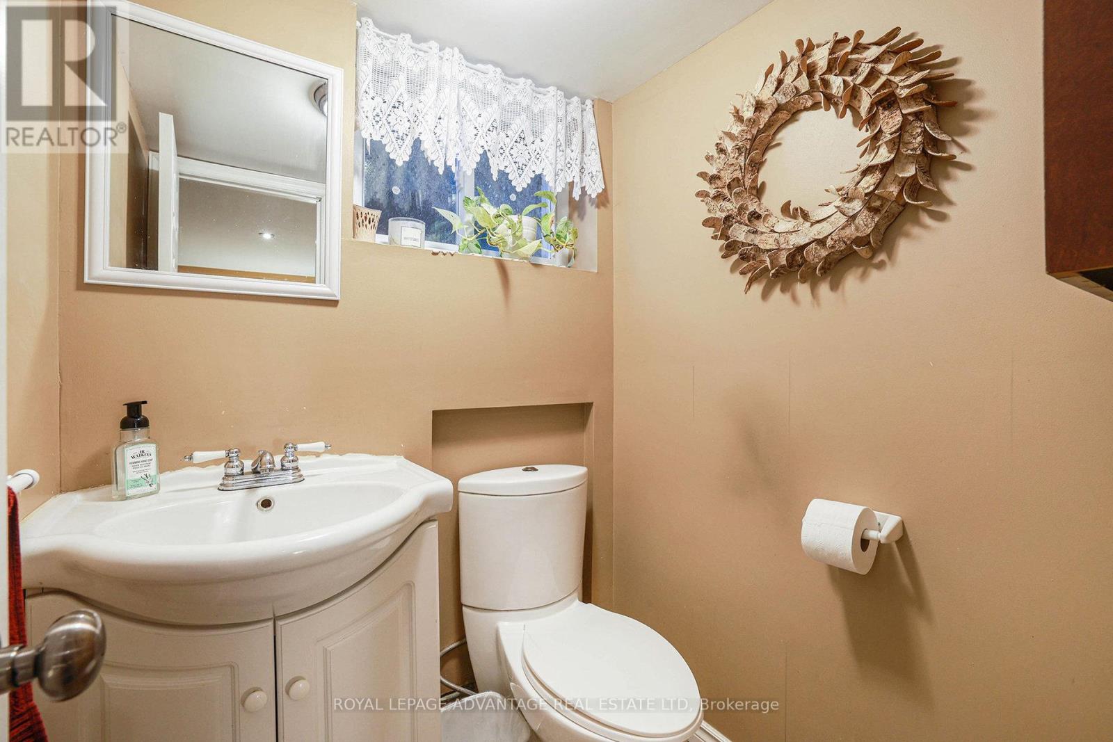 123 Queen Street, Smiths Falls, Ontario  K7A 3N7 - Photo 29 - X12568022