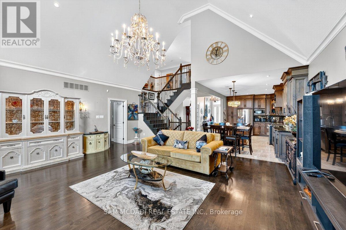 85 Hillcroft Drive, Hamilton, Ontario  L8J 3W9 - Photo 10 - X12406111