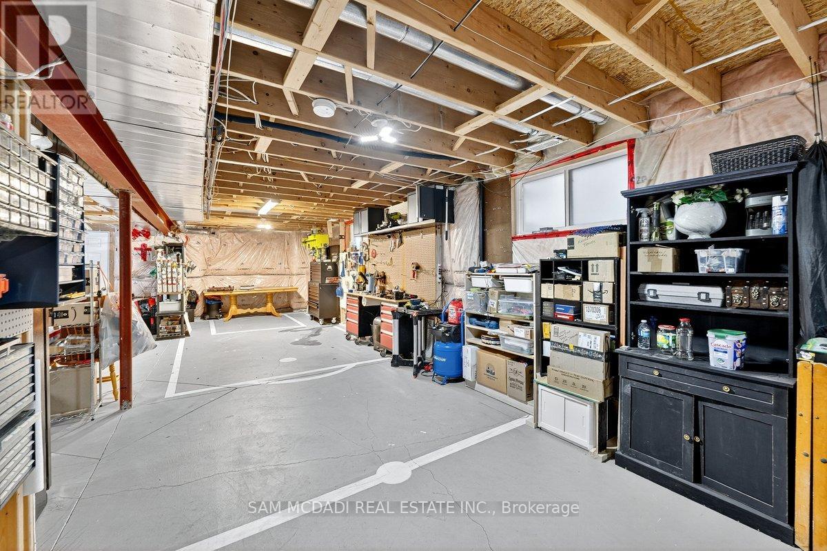 85 Hillcroft Drive, Hamilton, Ontario  L8J 3W9 - Photo 31 - X12406111