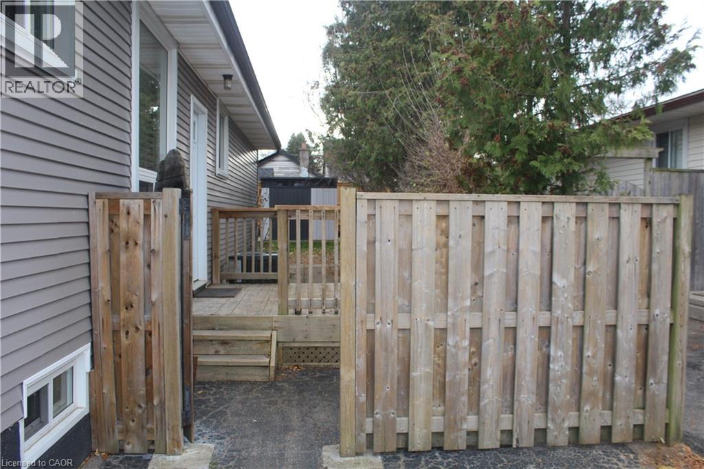 22 Debby Crescent, Brantford, Ontario  N3R 7A4 - Photo 14 - 40789438