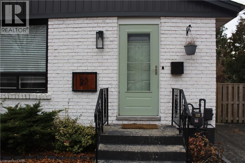 22 Debby Crescent, Brantford, Ontario  N3R 7A4 - Photo 2 - 40789438