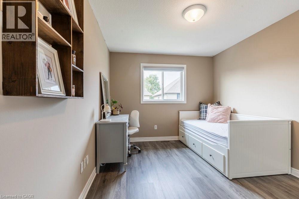 2350 Norland Drive, Burlington, Ontario  L7L 7E6 - Photo 18 - 40766465