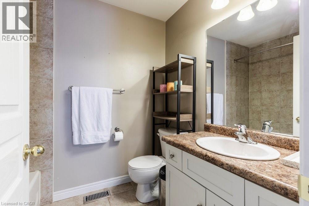 2350 Norland Drive, Burlington, Ontario  L7L 7E6 - Photo 20 - 40766465