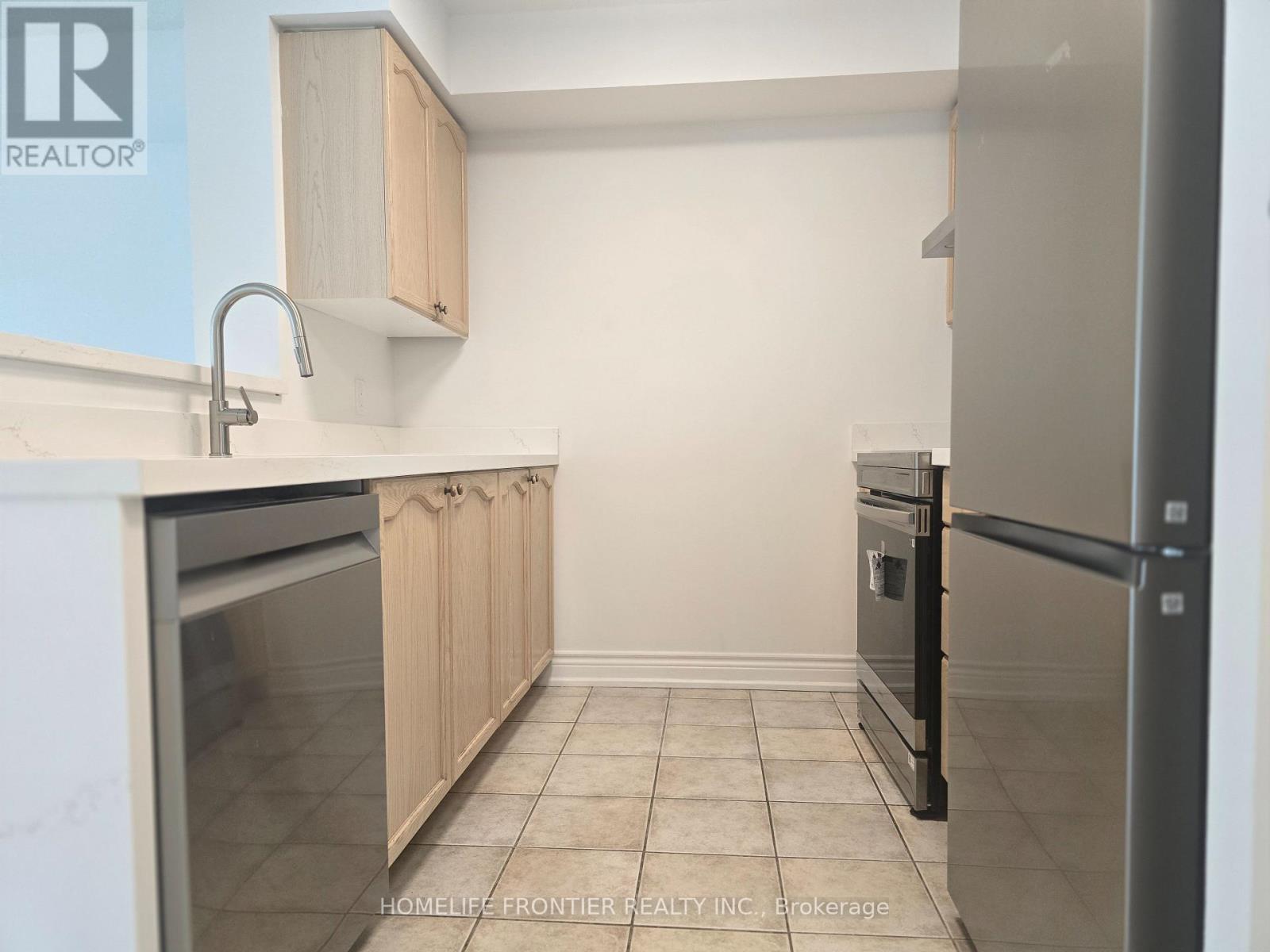 Lph7 - 28 Olive Avenue, Toronto, Ontario  M2N 7E6 - Photo 3 - C12570128