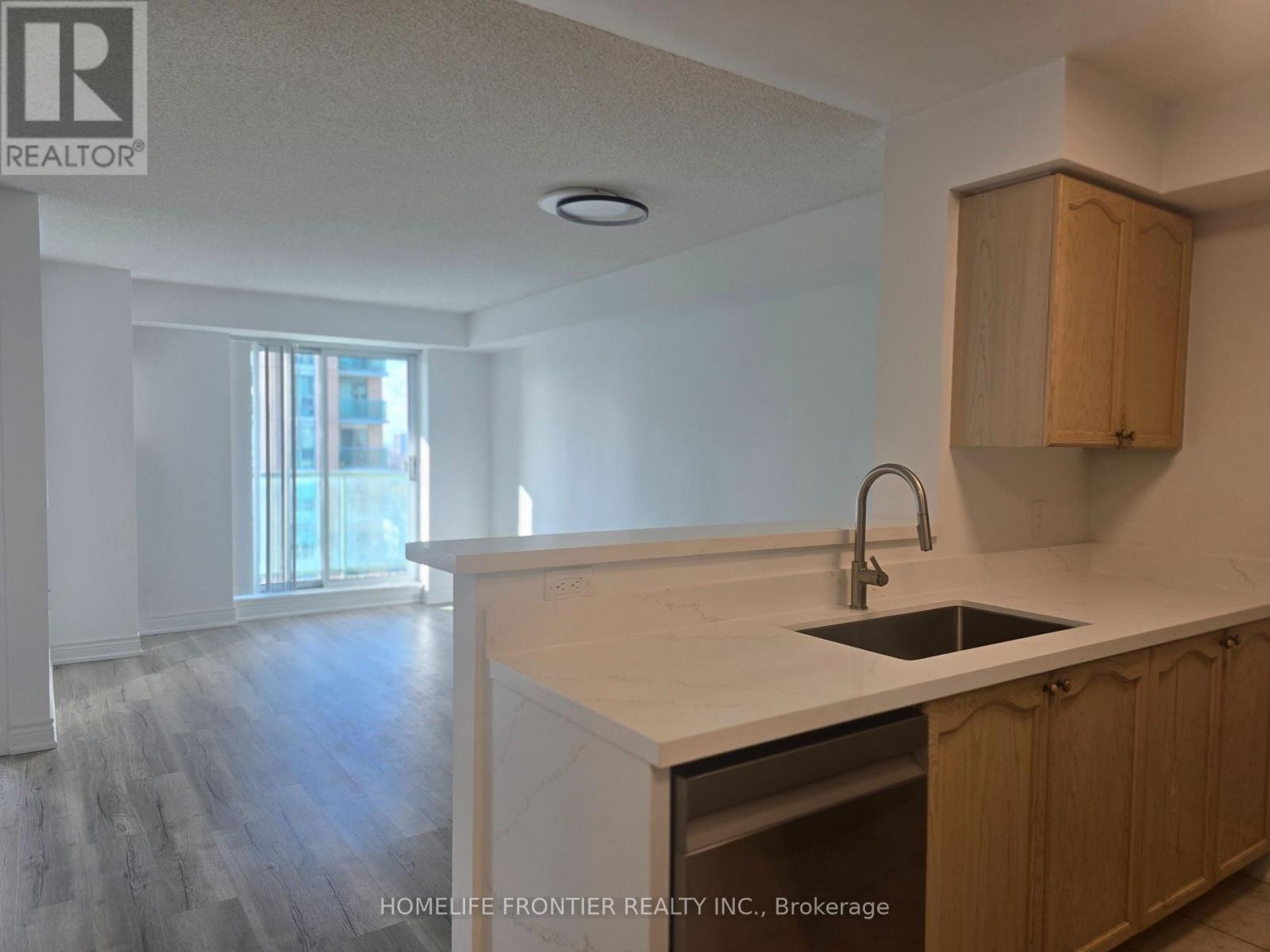 Lph7 - 28 Olive Avenue, Toronto, Ontario  M2N 7E6 - Photo 5 - C12570128