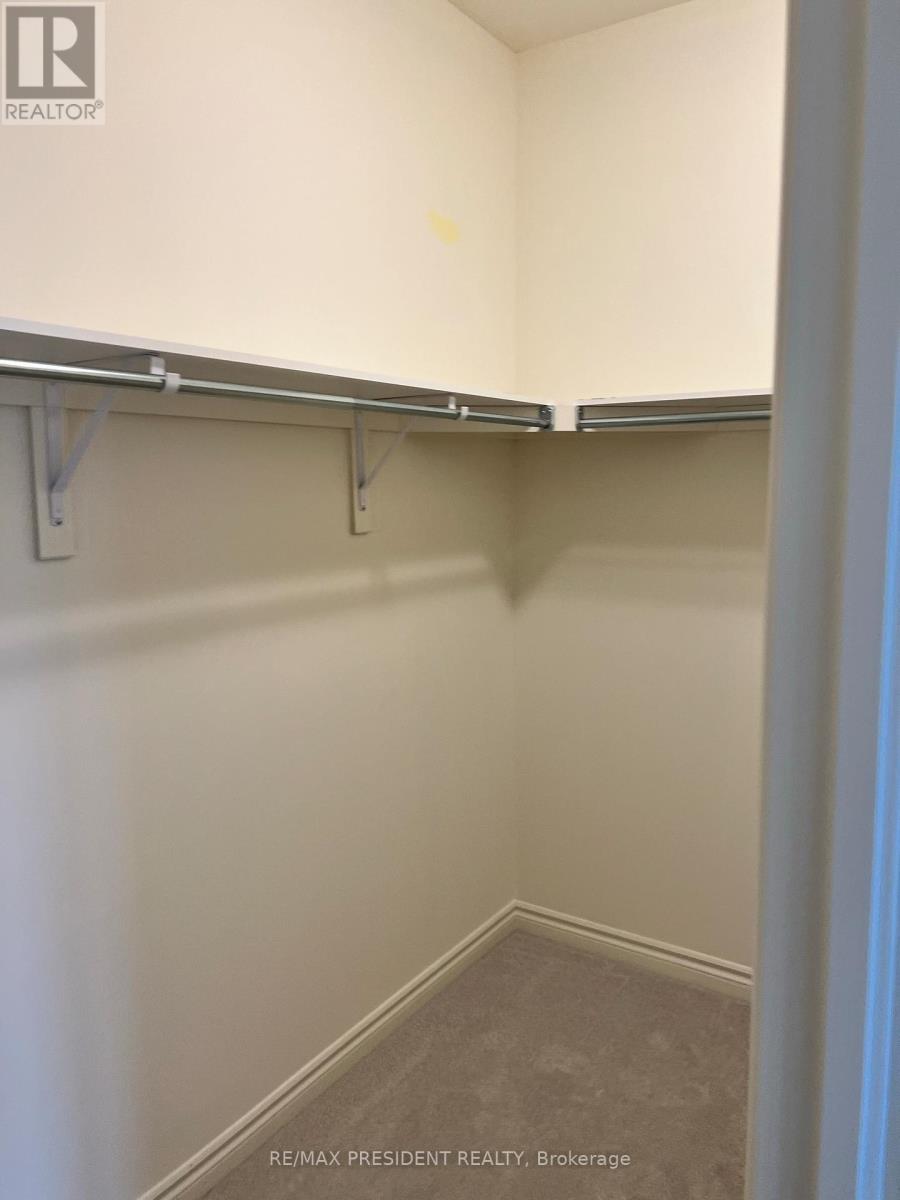 92 Ogston Crescent, Whitby, Ontario  L1P 0H2 - Photo 8 - E12570130