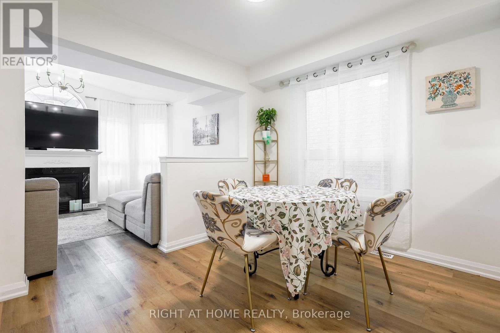 32 Eddington Place, Vaughan, Ontario L6A 3P6 - Photo 12 - N12537558