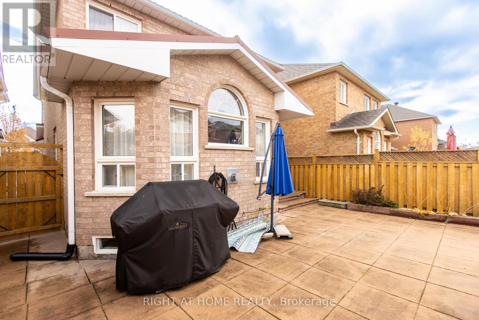 32 Eddington Place, Vaughan, Ontario L6A 3P6 - Photo 34 - N12537558