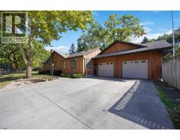 1311 Lakeshore ROAD, Sarnia, Ontario