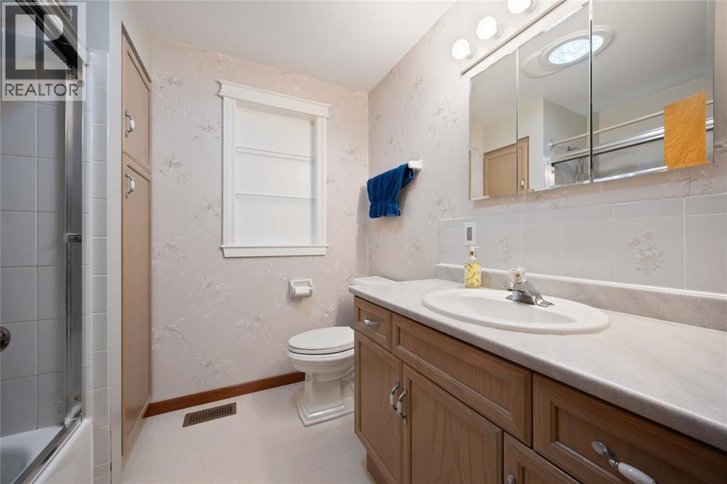 1311 Lakeshore Road, Sarnia, Ontario N7S 2L9 - Photo 22 - 25025308