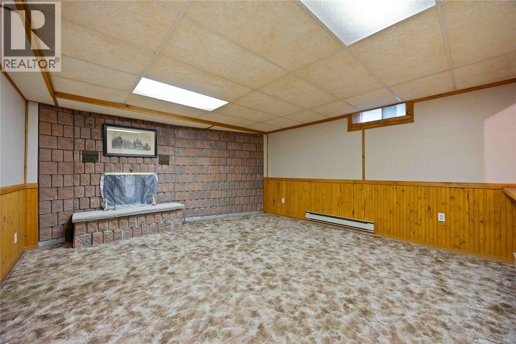 1311 Lakeshore Road, Sarnia, Ontario N7S 2L9 - Photo 35 - 25025308