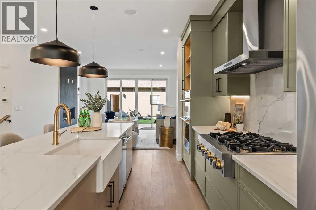 2015 34 Street Sw, Calgary, Alberta  T3E 2V9 - Photo 8 - A2260299