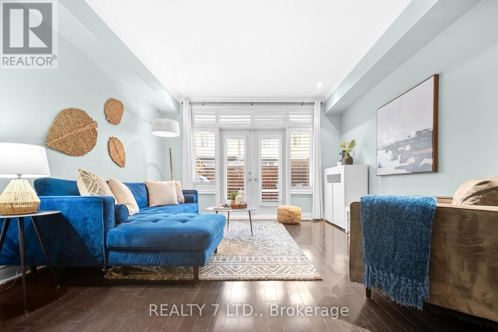 44 Furrow Lane, Toronto, Ontario  M8Z 0A3 - Photo 14 - W12570122