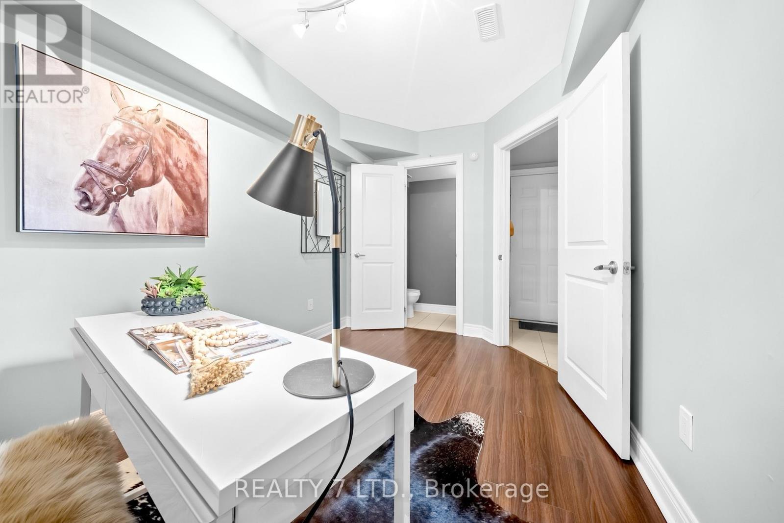 44 Furrow Lane, Toronto, Ontario  M8Z 0A3 - Photo 45 - W12570122