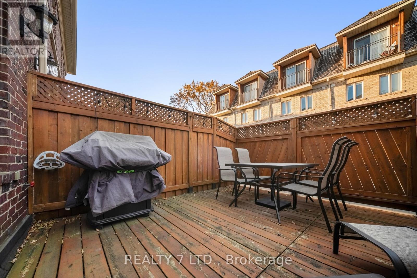44 Furrow Lane, Toronto, Ontario  M8Z 0A3 - Photo 47 - W12570122