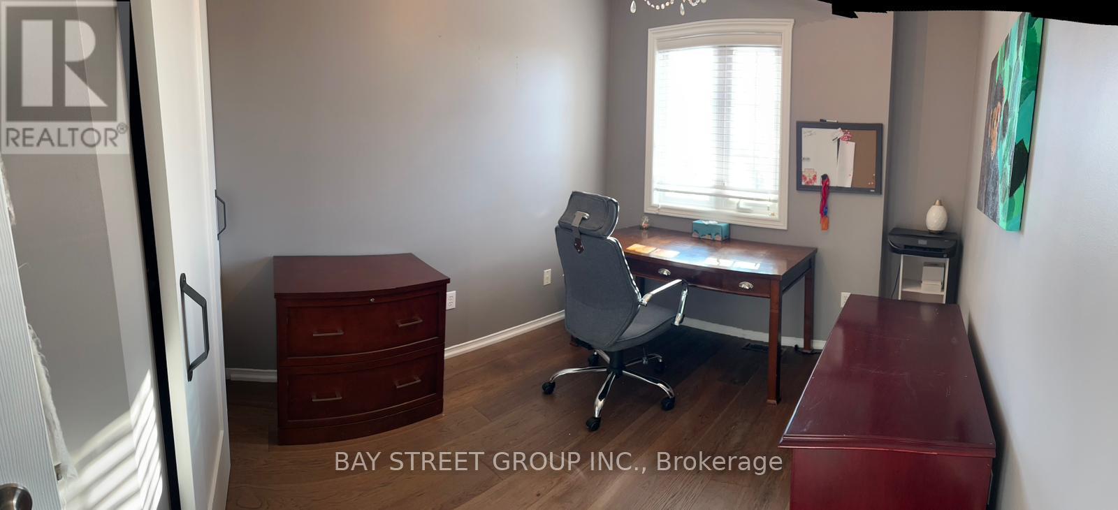 7375 Banffshire Court, Mississauga, Ontario  L5N 7Z9 - Photo 11 - W12570124