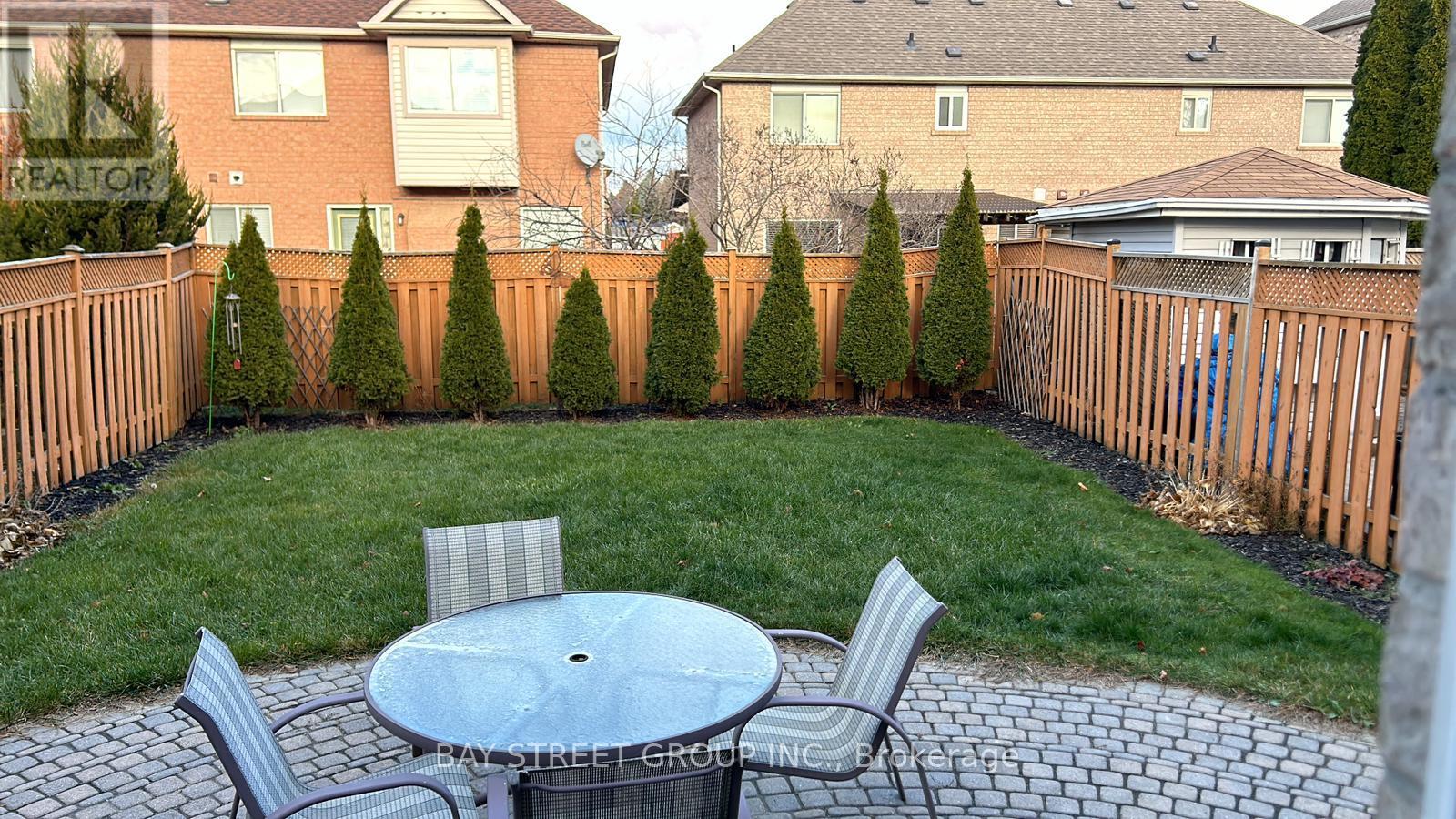 7375 Banffshire Court, Mississauga, Ontario  L5N 7Z9 - Photo 13 - W12570124