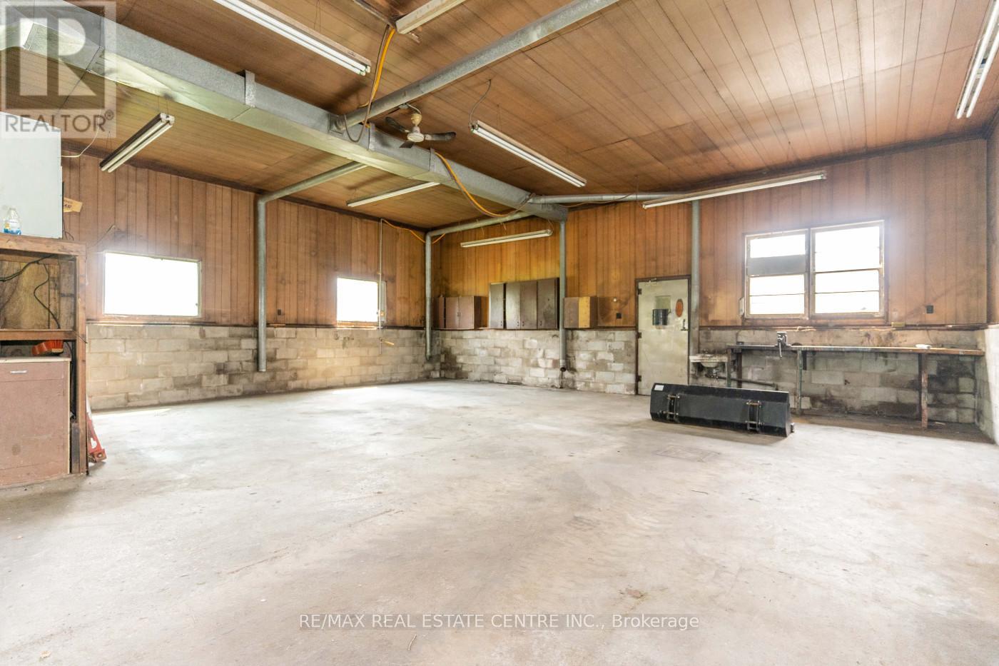 4922 First Line, Erin, Ontario L7J 2L9 - Photo 12 - X12570116