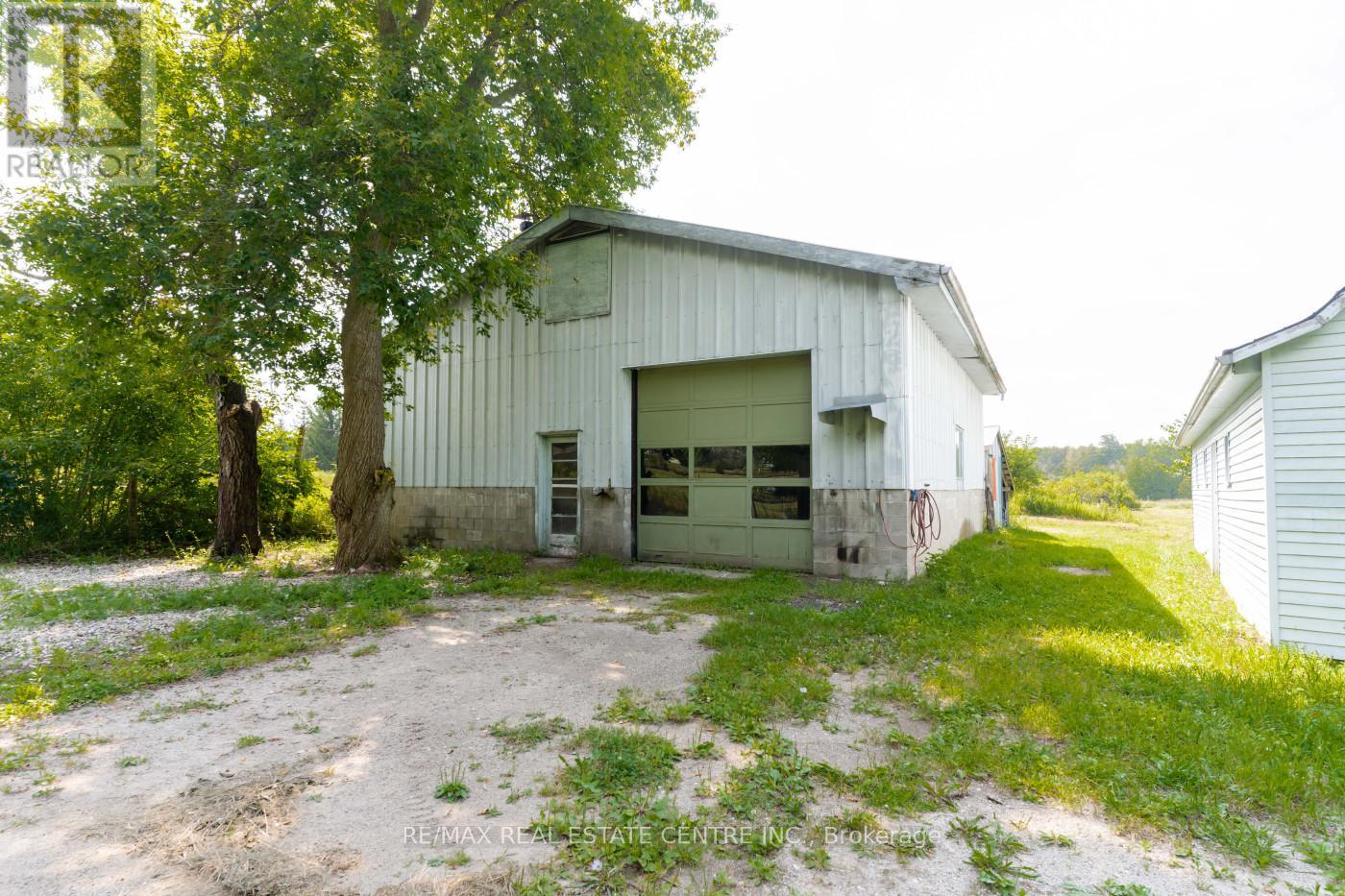 4922 First Line, Erin, Ontario L7J 2L9 - Photo 13 - X12570116