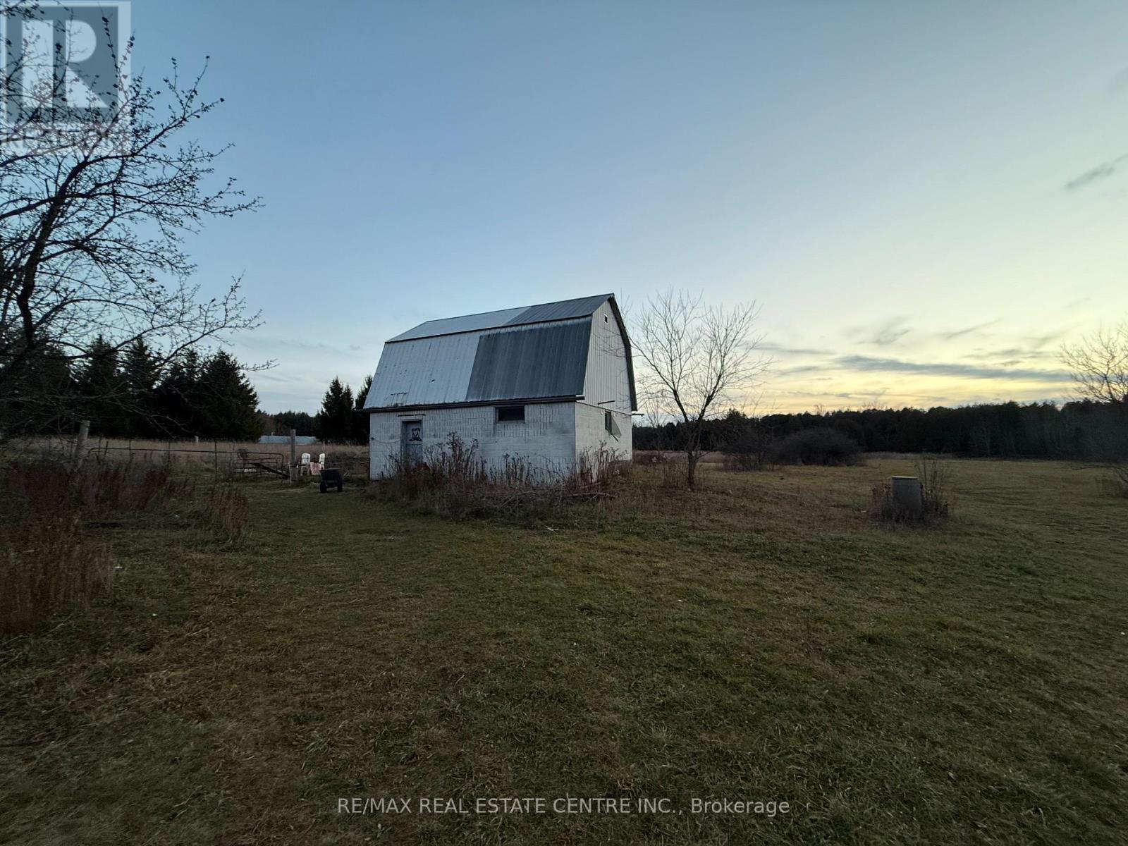 4922 First Line, Erin, Ontario L7J 2L9 - Photo 17 - X12570116