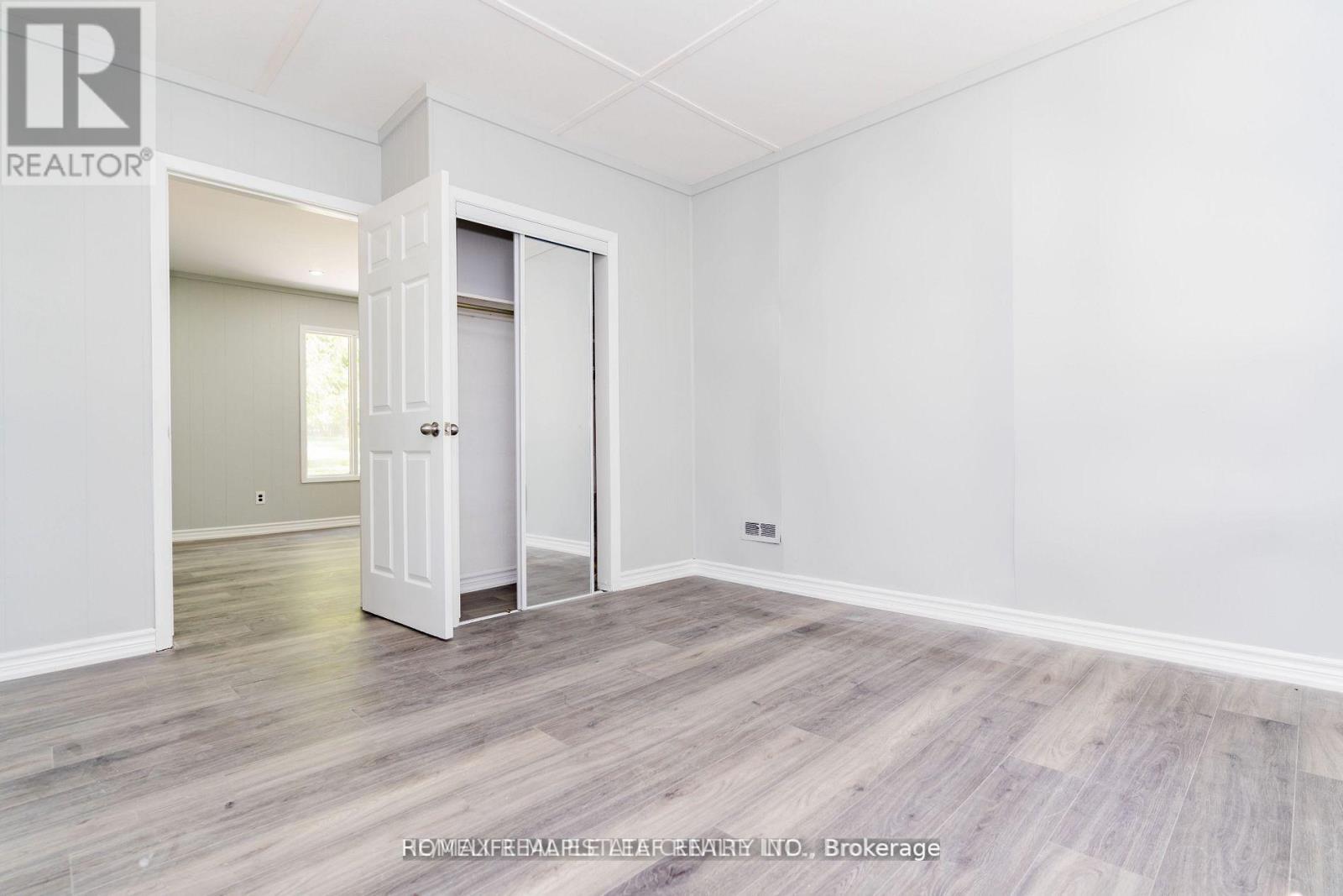 4922 First Line, Erin, Ontario L7J 2L9 - Photo 4 - X12570116