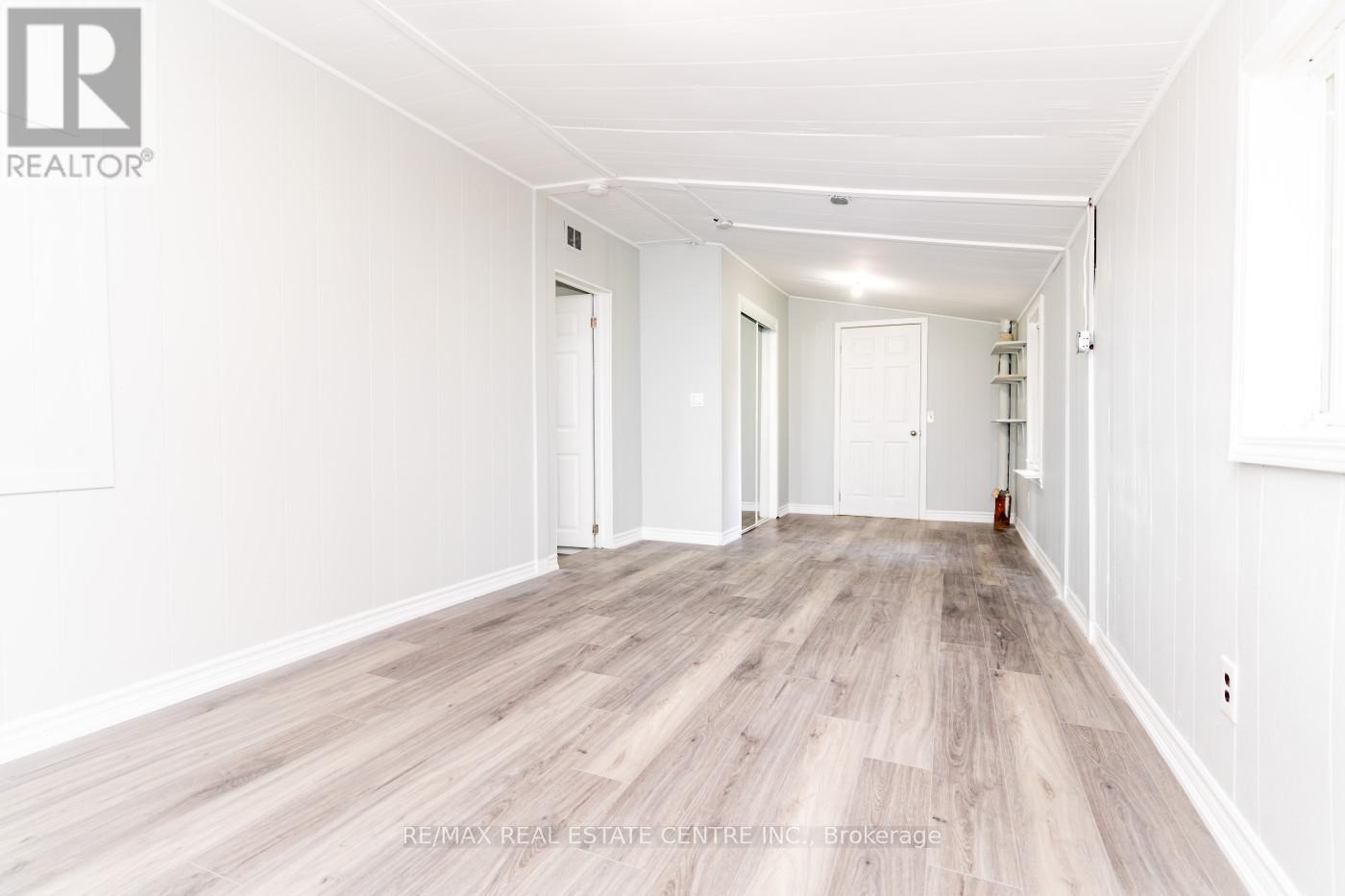 4922 First Line, Erin, Ontario L7J 2L9 - Photo 8 - X12570116