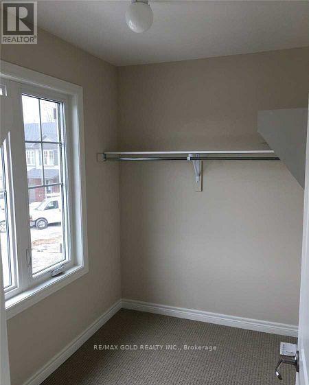 36 Damude Avenue, Thorold, Ontario  L2V 0G6 - Photo 7 - X12570138